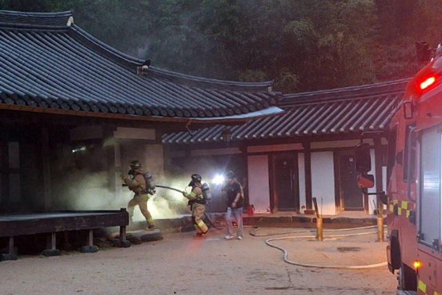 [속보] 담양 죽녹원 우송당 화재 진압완료