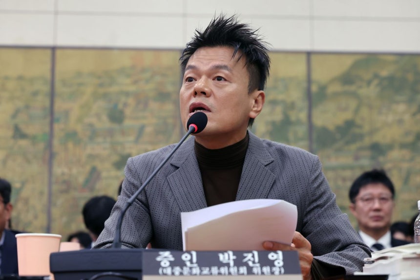 ‘패노메논’ 계약서 공개하자 “난 못 본건데”…국감 한때 파행