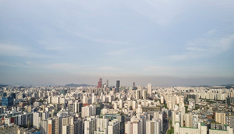 “‘여권 이탈’ 제약적이나 ‘중도·보수층 결집’ 가능”