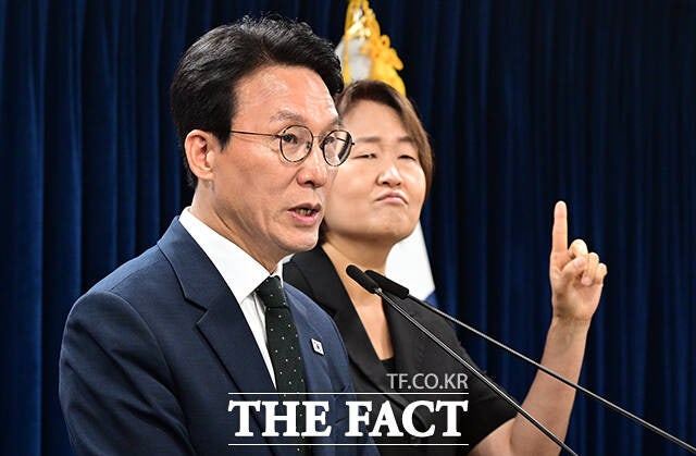 金총리 "보완수사권 폐지가 정부 최종 입장"…정부안 제출 안 해