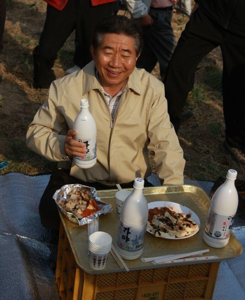 노건호 “냉소 속 진정성의 정치 남긴 아버님”…2만5천 시민 추모