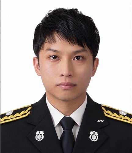 [속보]“순직 소방관은 김진석 소방위”…내년 초교입학 딸 두고 떠나
