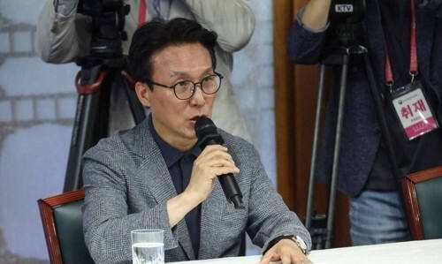 김민석 더불어민주당 대표가 13일 서울 종로구 삼청동 국무총리 서울공관에서 열린 고위당정협의회에서 발언하고 있다. 연합뉴스