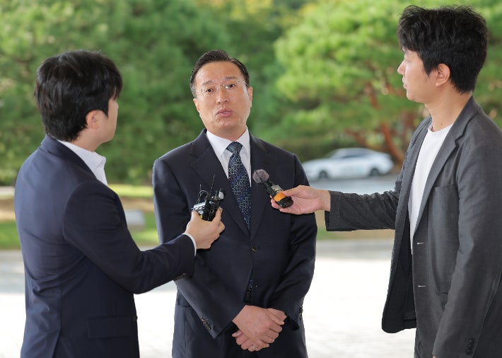 [속보]이정현 검찰총장 대행 "李대통령 공소취소, 진상조사 결과 봐야"
