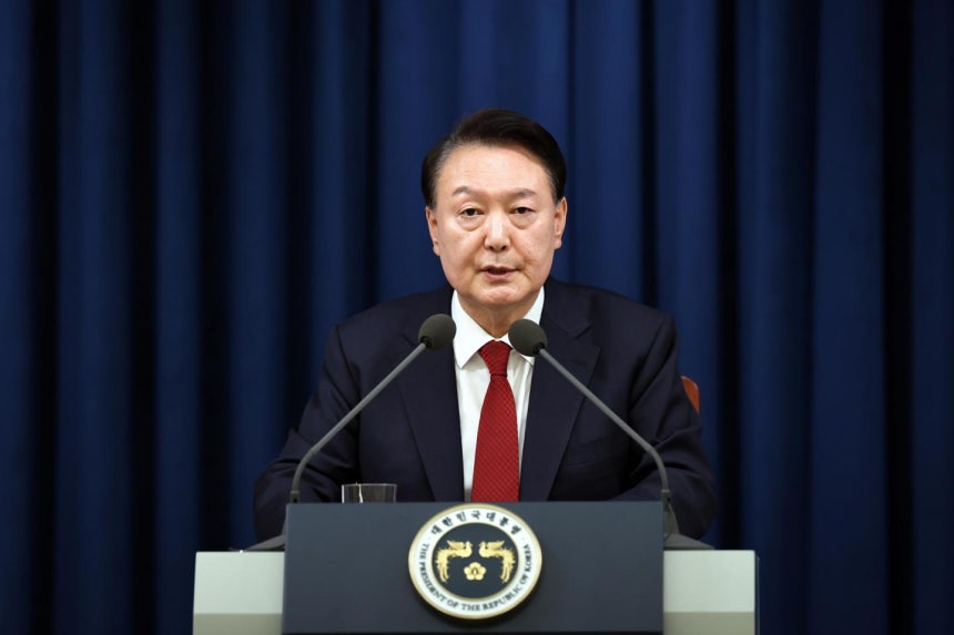 [속보] 대법, 윤석열 '체포 방해' 징역 7년 확정...불법 계엄 583일 만