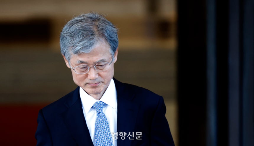 [속보]청와대, 조희대 ‘재제청 거부’에 “권한쟁의심판 청구 검토 안 해”