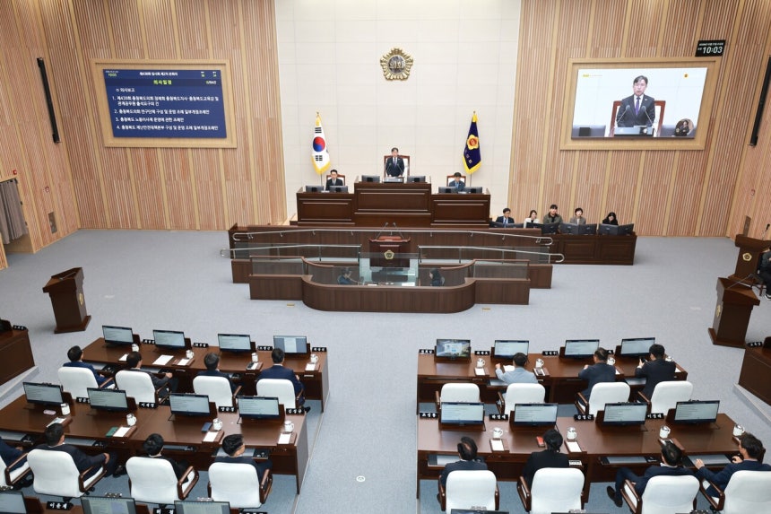 제438회 임시회 2차 본회의 모습. 충북도의회 제공