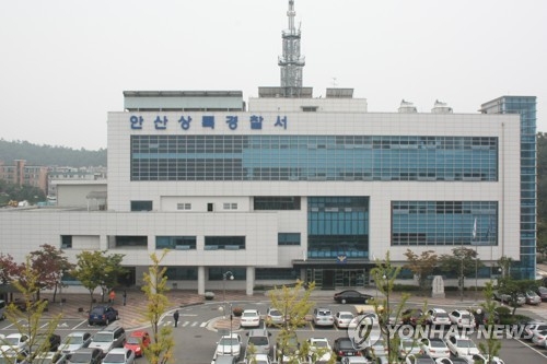 [속보] “여성 BJ 목에 흉기 겨누고 인질극”…경찰과 대치한 전 매니저 구속