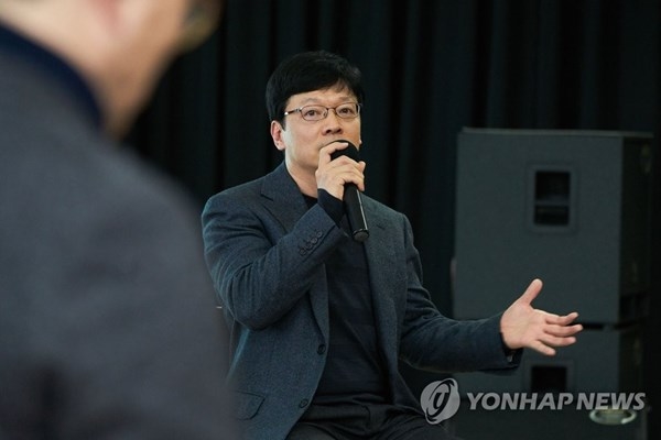 [속보] 최태원 9440억 넘을까…'8조 재산' 권혁빈 이혼소송 주목