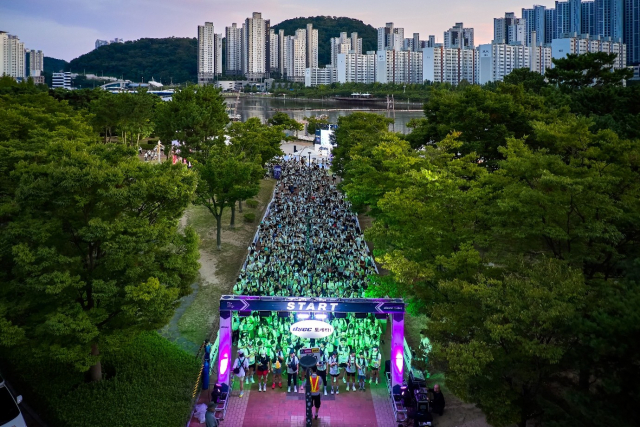 부산의 밤을 걷는다… ‘2026 부산나이트워크42K with 디섹’ 8월 29일 개최