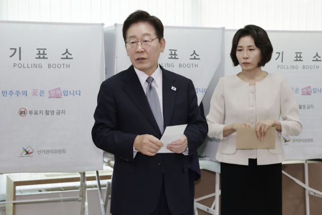 [속보] 李대통령 "투표 포기 '중립' 아니라 '그들' 편드는 것"