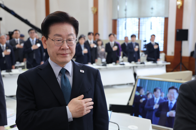 이 대통령 "과잉·부당우대, 다문화 가정에 대한 극우선동 빌미될 수도"