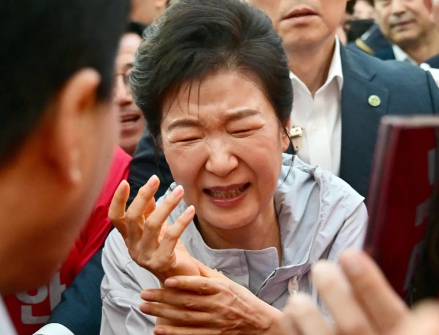 아직도 박근혜?···국민의힘 선대위원장 역할