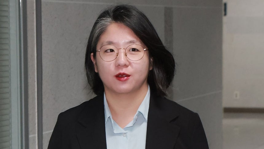 용혜인 "민주당으로부터 결단해 달라는 의사 전달 받아"..성평등가족부장관 후보직 사퇴