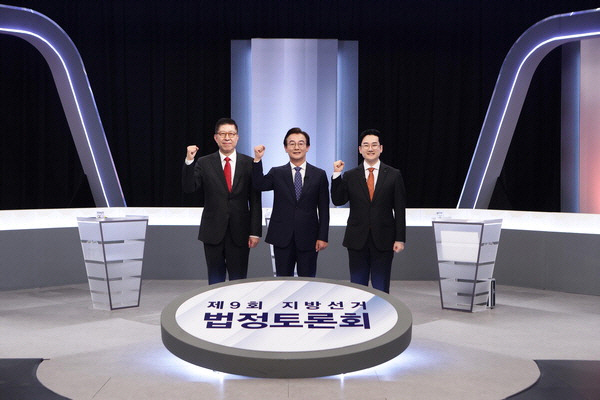 [속보] 선거방송토론에 거짓말탐지기 가져온 정이한…선관위 “제재 규정 없어”