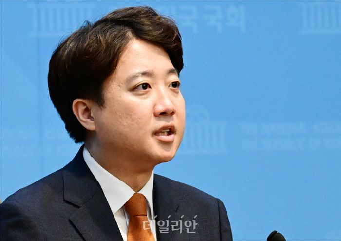 이준석, 용혜인 지명 직격…"李대통령, '꼴페미' 정리했더니 그걸 또 건드려"