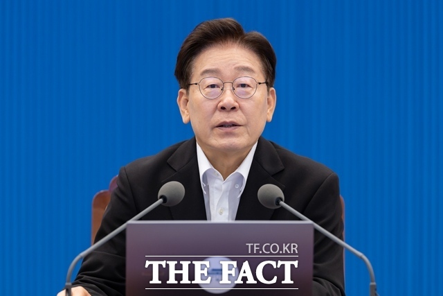 이재명 대통령이 28일 한국대표팀의 2026 국제축구연맹(FIFA) 북중미 월드컵 32강 진출 무산된 것과 관련해 