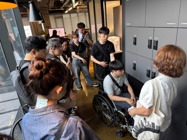 ‘이동도 탐사다’… 삶디 청소년, 휠체어 이용자 동행으로 무장애 지평 넓혀
