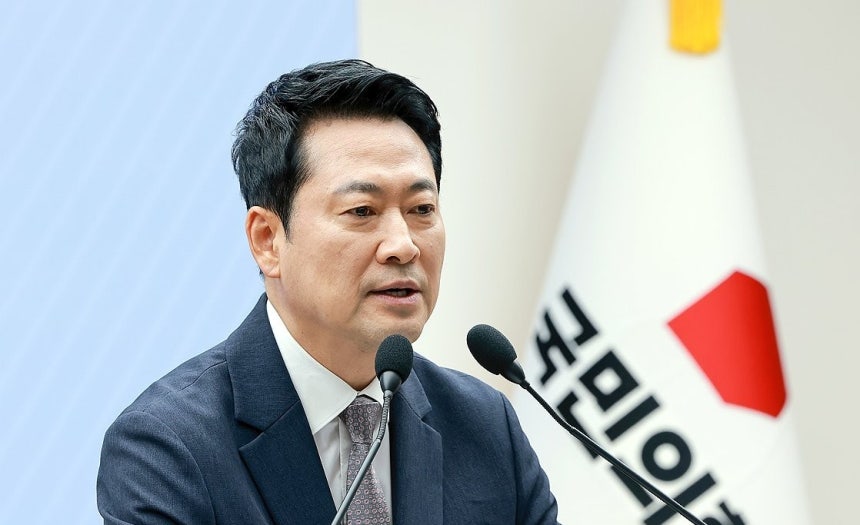 국민의힘 장동혁 대표가 10일 서울 영등포구 여의도 중앙당사에서 열린 여성·청년 당원교육 '2030 미래의제 연구소' 개회식에 참석해 인사말하고 있다. 연합뉴스