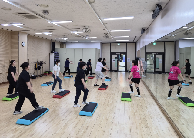 금천구민문화체육센터 스텝박스 에어로핏 운영 현장(사진=금천구시설관리공단)