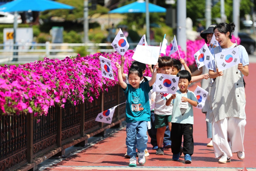 여야 개천절 메시지…민주 "민생 회복" 국힘 "자유·통합"
