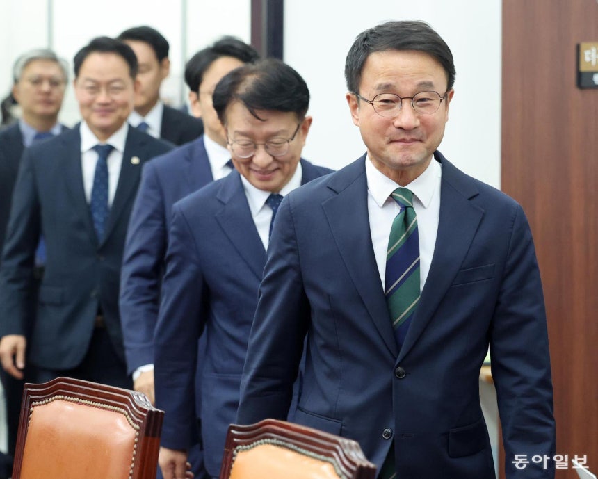 與, ‘조희대 국조’에 李 파기환송 사건 포함 시사… 재판 개입 논란