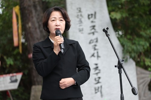추미애 "김지용은 밀정"…또 지명철회 촉구