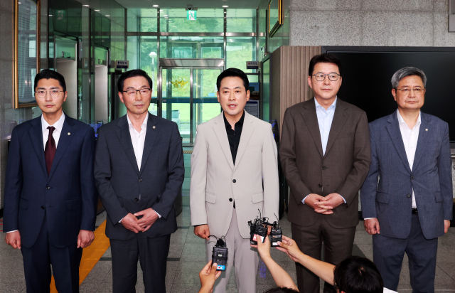 [속보] 장동혁, 광주경찰청장 면담 무산에 "도망갔다, 이게 경찰 민낯"
