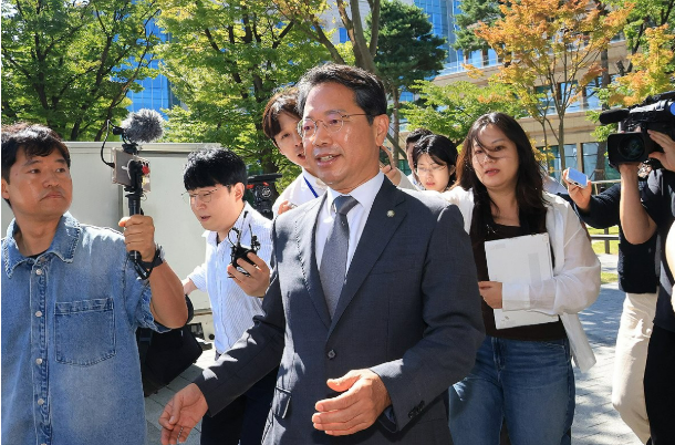 [속보]서울경찰청장 "김승원, 의혹만으로 수사? 무리…한동훈 고발건은 절차대로"