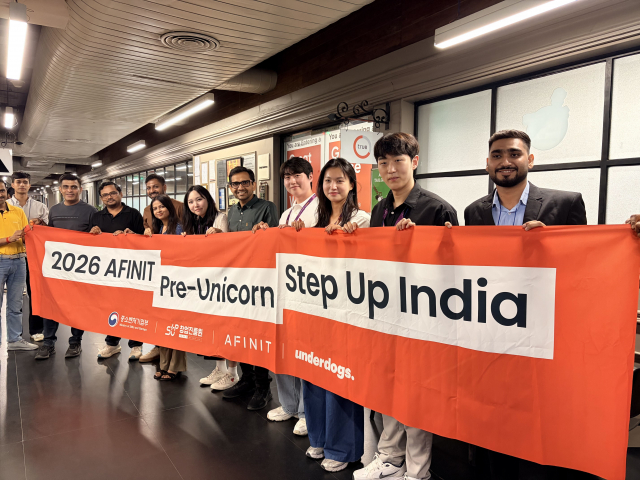 ‘2026 AFINIT Pre-Unicorn Step Up India’에 참가한 창업가들이 지난 23일 인도 구루그람 트루밸런스 오피스에서 어피닛의 현지 진출·운영 경험을 듣고 있다(제공=유디임팩트)