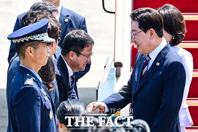 이재명 정부의 국정 동력이 집권 직후와 비교했을 때 눈에 띄게 소실됐다는 평가가 나오는 가운데, 여권에선 더불어민주당 8·17 전당대회를 국정 동력 회복과 추락의 분수령으로 보는 시각이 적지 않다. 사진은 이재명 대