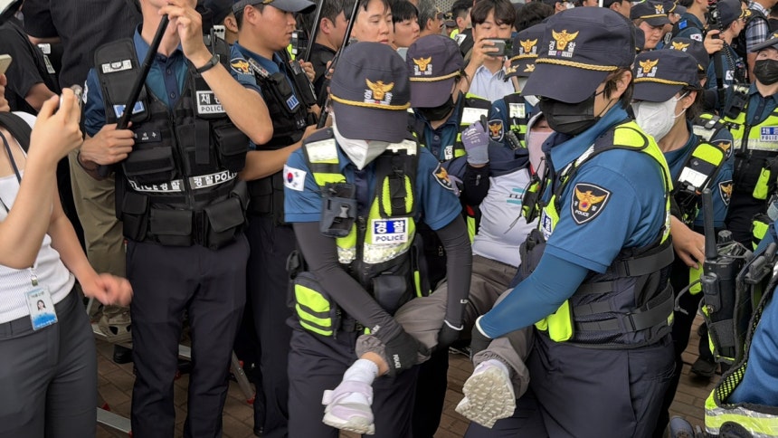 [속보] 국조특위·경찰, 잠실개표소 현장검증 약 40분 만에 종료