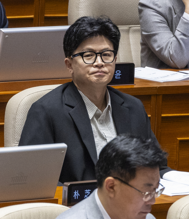 [속보] 한동훈, 범야권 대선주자 18.7%로 1위…장동혁은 12.3%