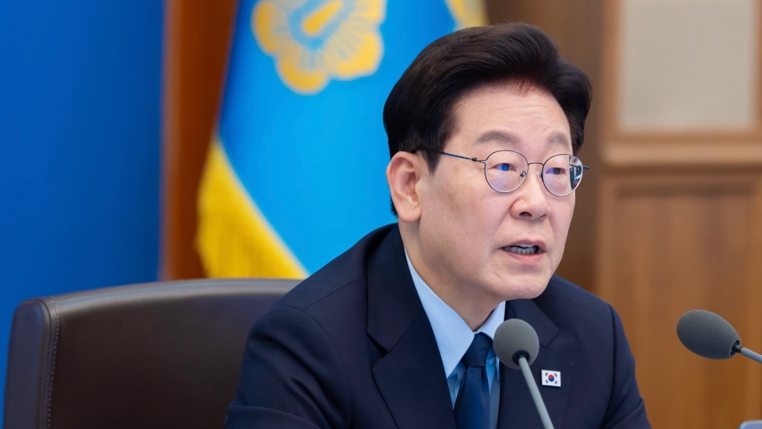 “정치검찰 최대 피해자가 나”… 이 대통령, 지지 철회에 직접  반박
