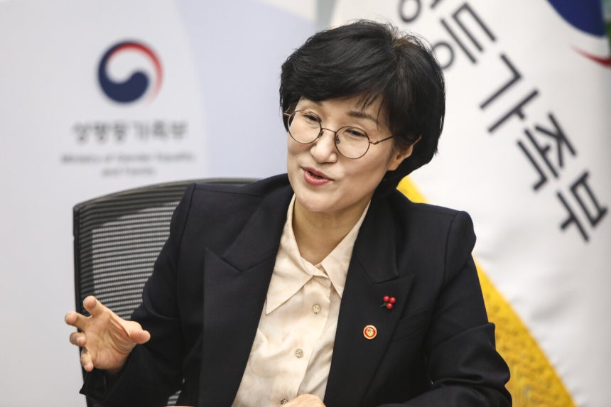 원민경 장관 “성평등부 제자리 찾는 1년… 여성들과 함께해 가능했다”